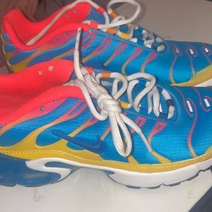 Blue & yellow Nike air max